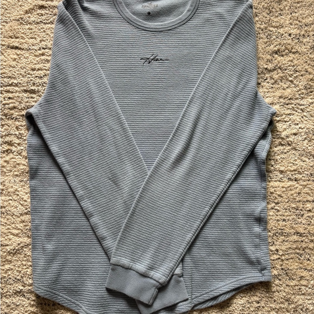 Hollister Gray Long Sleeve Tee